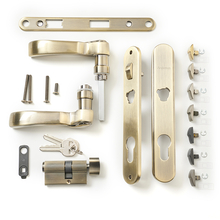 Traditional Antique Brass Handle Set